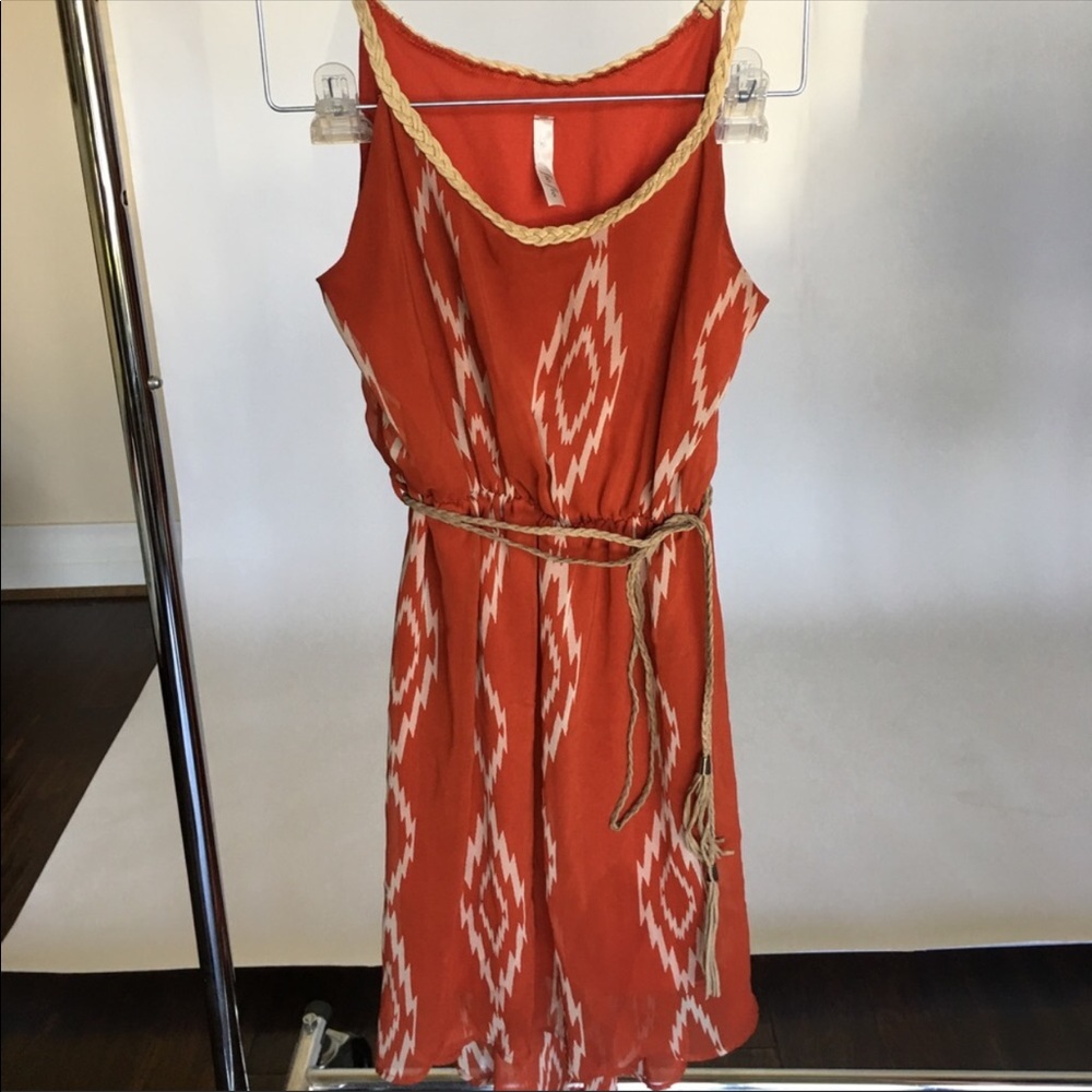Trendy Design Dress w braided pleather accents